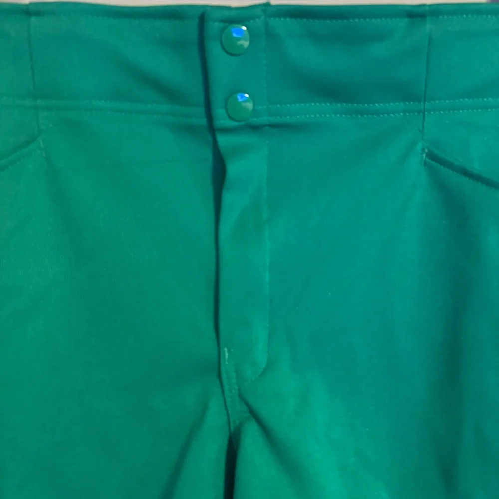 Vintage 80s MacGregor Green Polyester Sporty Baseball 🏈🎾🏀⚾️ Hugger Shorts 36/38